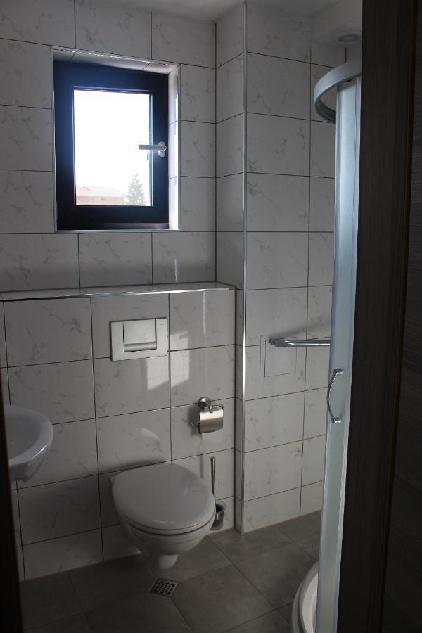 Weisser Schwan Белият Лебед Shkorpilovtsi Extérieur photo